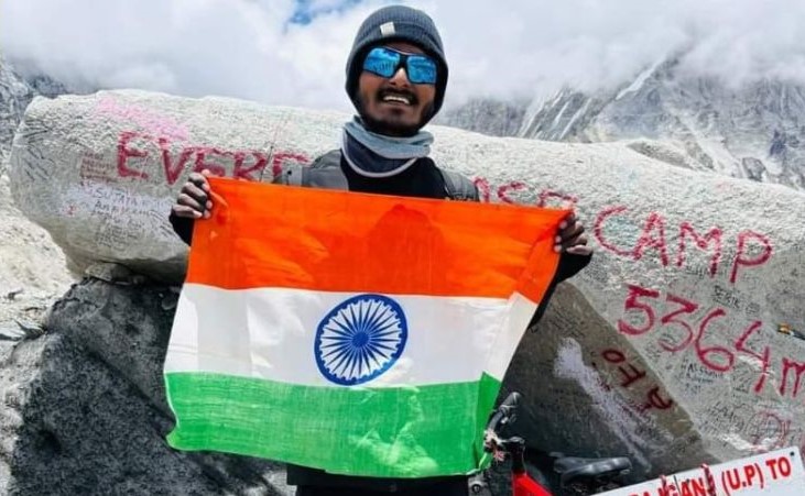 Shivam Patel | Mount Everest | World Record | Utter Pradesh | India | Gam no choro | Gujarati news | Janva Jevu | Khas Khabar | Ajab Gajab | Divya Bhaskar | Gujarat samachar | Gujarati story | Gujarati jokes | Gujarat ni history | gujarati varta | gujarati funny jokes | gujarati inspirational story | gujarati love stories | gujarati moral stories | gujarati short stories | Gujarat news | Gujarati cinema | Film | Gujarati Blog | Gujarati Thoughts/Ideas | Gujarati Literature | Gujarati Culture | Gujarati Photography | Gujarati Poetry | Gujarati Music | Gujarati Films/Movies | Gujarati Stories | Gujarati Health | Gujarati Recipes | Gujarati Technology | Gujarati Sports | Gujarati Universities