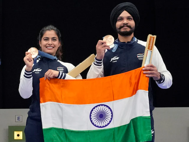 Manu Bhaker and Sarabjot Singh | Sarabjot Singh | Manu Bhaker | Olympic 2024 | Bronze Medals | Gam no choro | Gujarati news | Janva Jevu | Khas Khabar | Ajab Gajab | Divya Bhaskar | Gujarat samachar | Gujarati story | Gujarati jokes | Gujarat ni history | gujarati varta | gujarati funny jokes | gujarati inspirational story | gujarati love stories | gujarati moral stories | gujarati short stories | Gujarat news | Gujarati cinema | Film | Gujarati Blog | Gujarati Thoughts/Ideas | Gujarati Literature | Gujarati Culture | Gujarati Photography | Gujarati Poetry | Gujarati Music | Gujarati Films/Movies | Gujarati Stories | Gujarati Health | Gujarati Recipes | Gujarati Technology | Gujarati Sports | Gujarati Universities